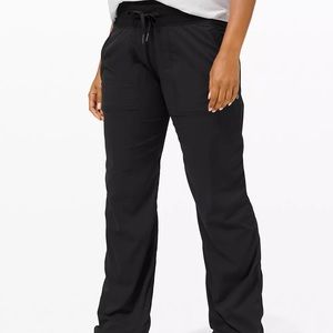 SOLD Lululemon Dance Studio Pant III 32" Unlined